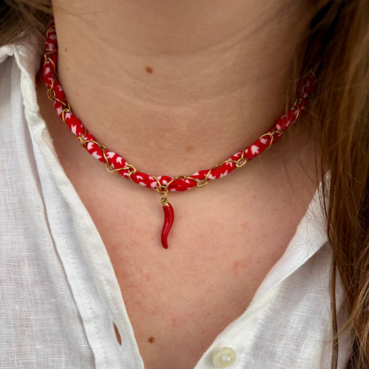 Collier tissu upcyclé et chaine ras de cou