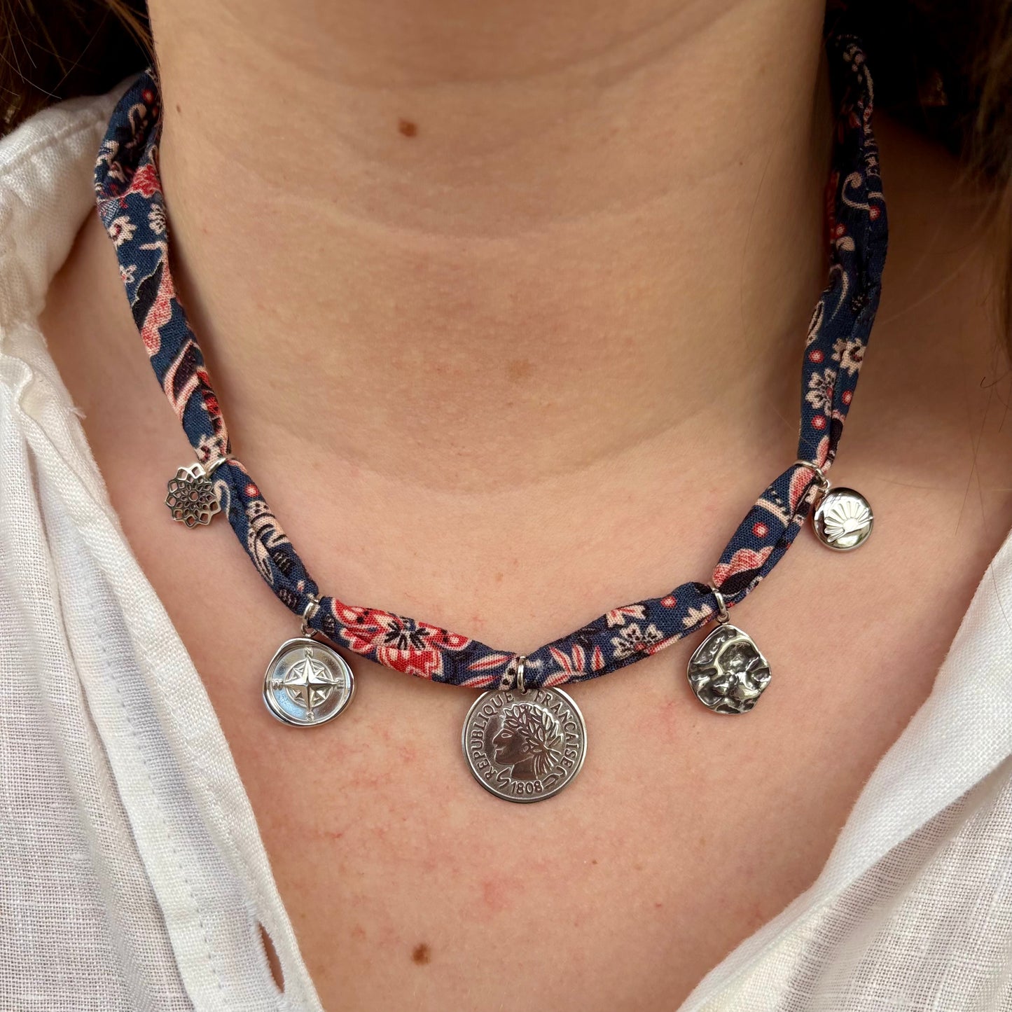 Collier tissu upcyclé