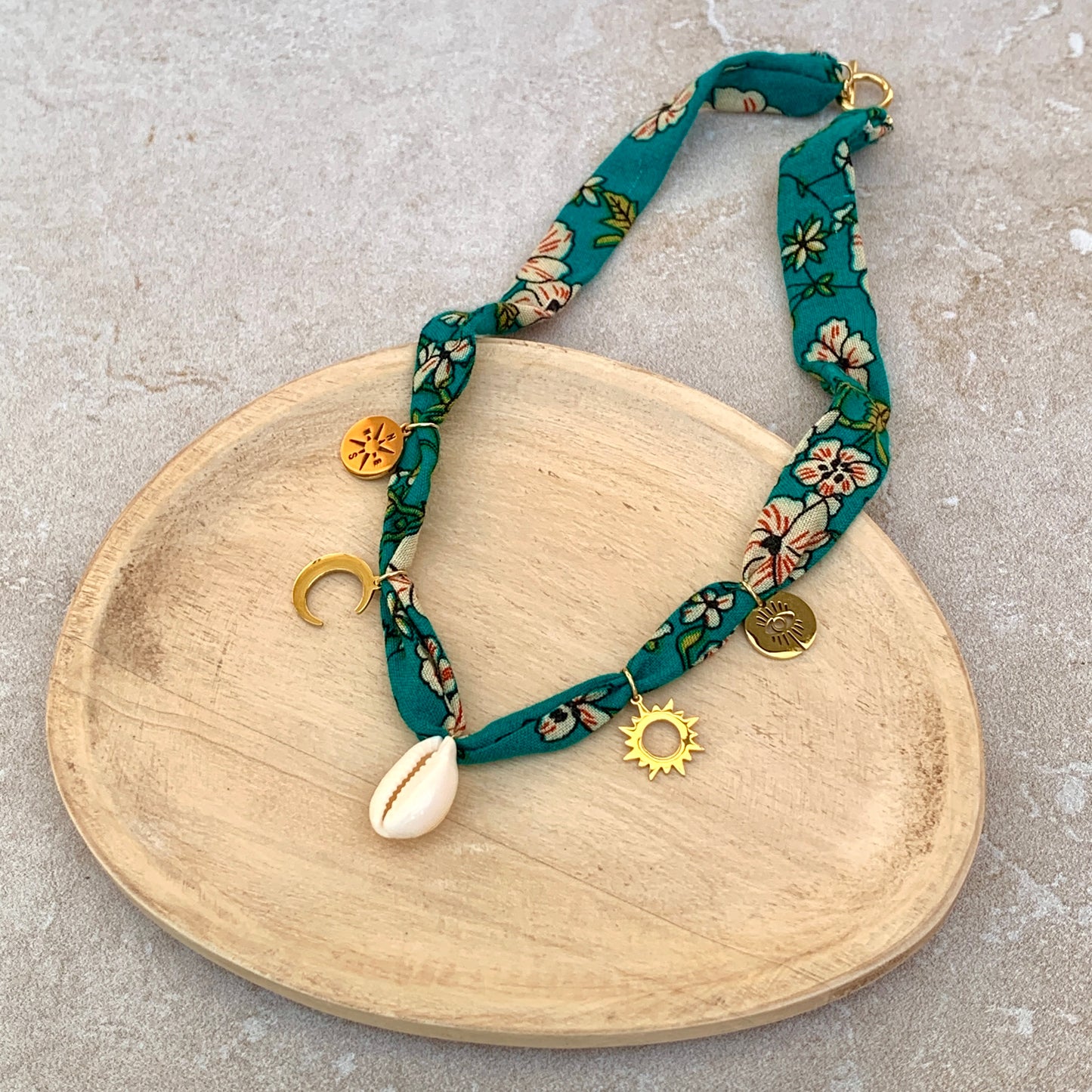 Collier tissu upcyclé